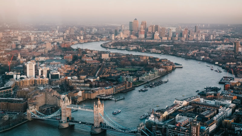 What it Takes to Relocate Talent to the UK in 2026